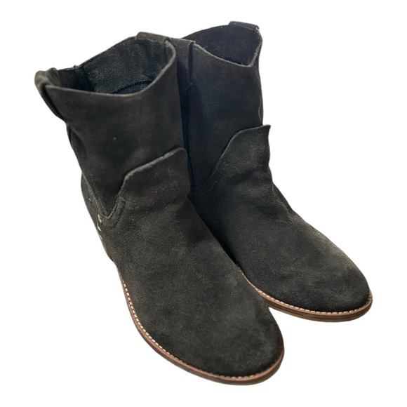 Dolce Vita Gray Suede Ankle Boots Size 6.5 - Picture 3 of 9